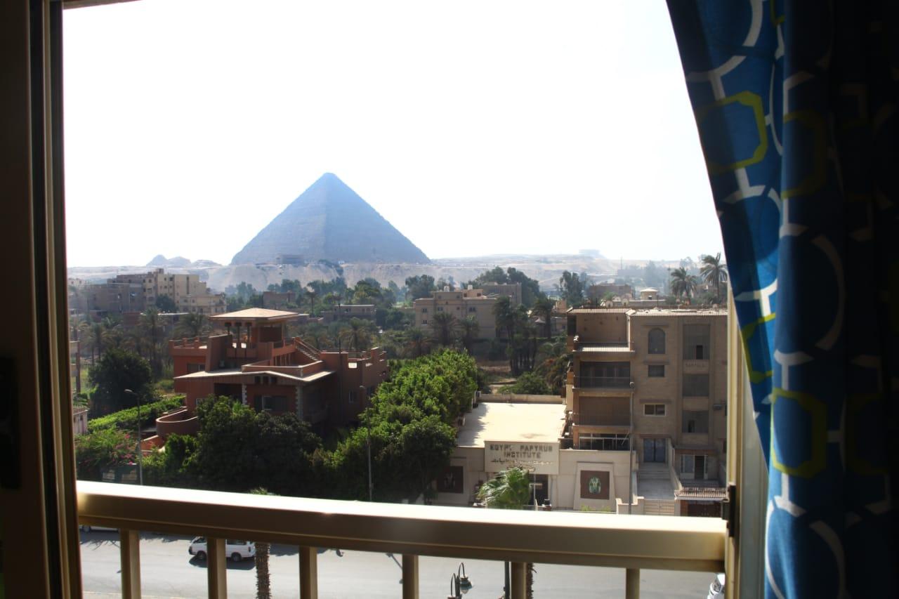 Tiba Pyramids Hotel ギーザ エクステリア 写真