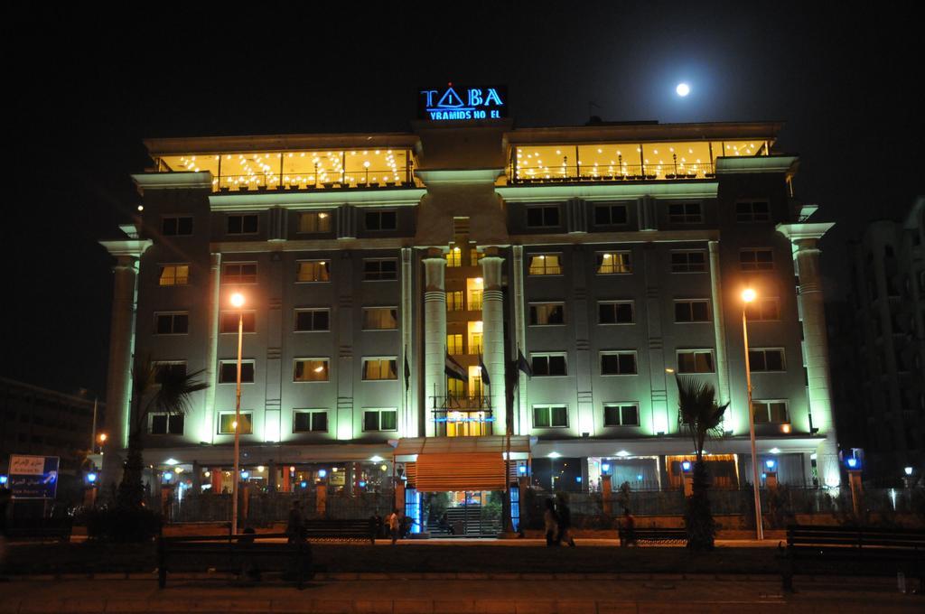 Tiba Pyramids Hotel ギーザ エクステリア 写真